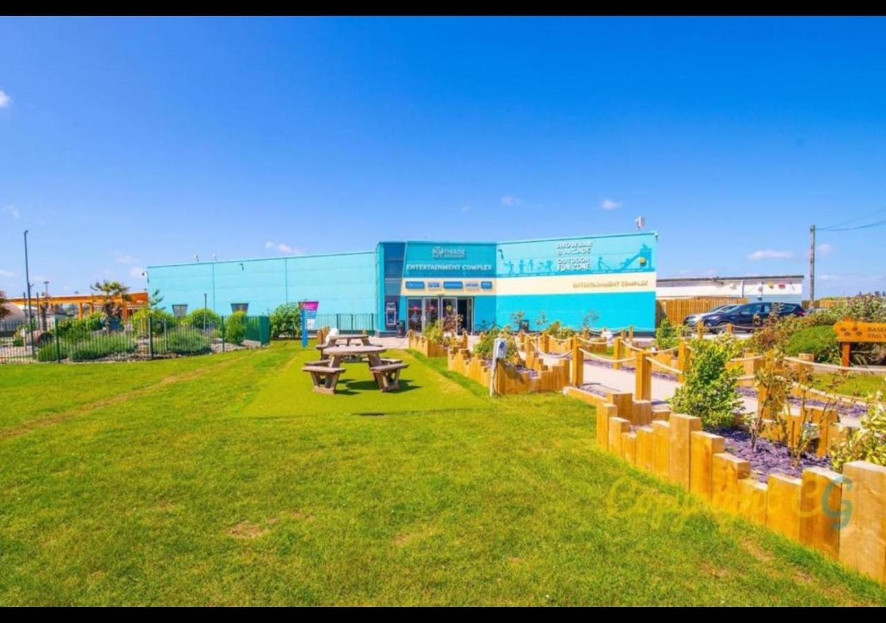 K90 - Chalet - Parkdean Resorts, Camber Sands Экстерьер фото